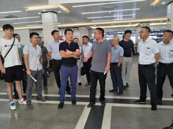 王曉視察青山、徐坊客運站改造工程進展情況