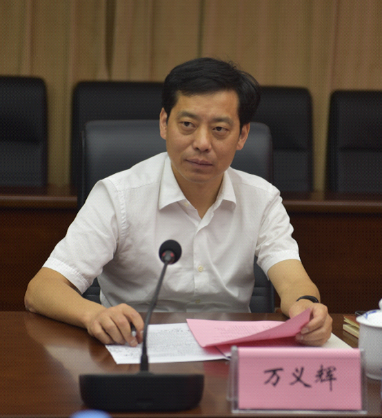 市政公用集團(tuán)黨委副書記、總經(jīng)理萬(wàn)義輝調(diào)研江西長(zhǎng)運(yùn)