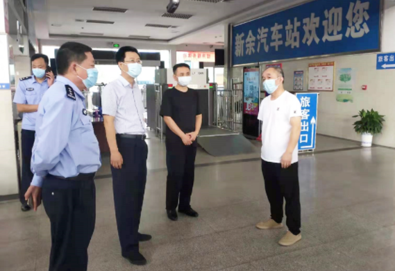 新余市副市長(zhǎng)、公安局長(zhǎng)陳鵬輝一行到新余長(zhǎng)運(yùn)檢查指導(dǎo)工作