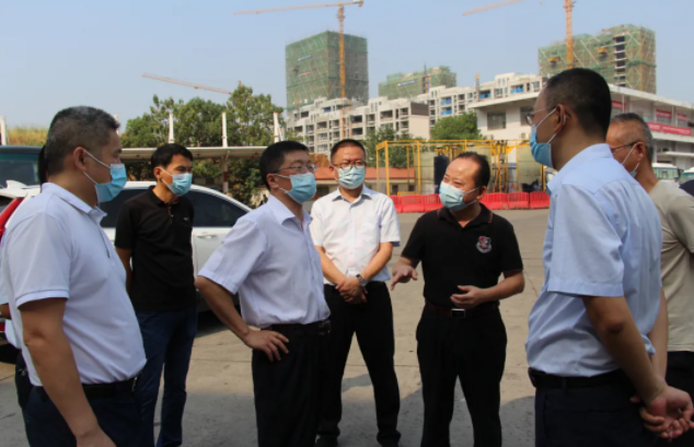 省安委會(huì)督導(dǎo)組指導(dǎo)九江汽車站安全、疫情防控工作