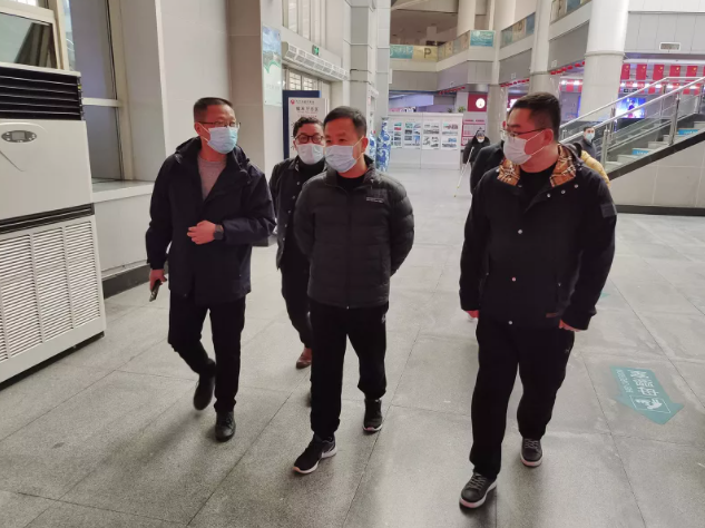九江長運(yùn) 楊小明一行督查九江長途汽車站防疫工作