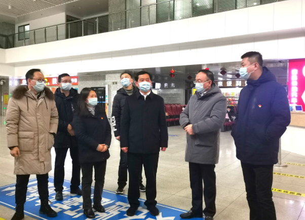 萬義輝一行督導南昌長途汽車站安全生產(chǎn)、疫情防控工作 胡維泉陪同