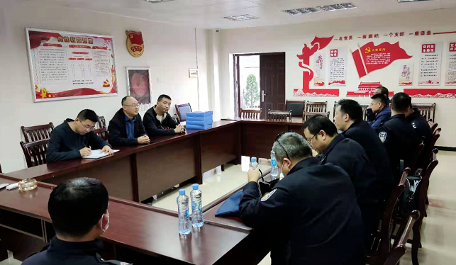 長運(yùn)出租  西湖區(qū)專委會(huì)督導(dǎo)長運(yùn)出租“兩會(huì)”期間安全維穩(wěn)工作