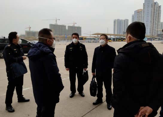 吉安公交、長運：市應(yīng)急管理局領(lǐng)導(dǎo)深入吉安公交督導(dǎo)元旦安全生產(chǎn)工作