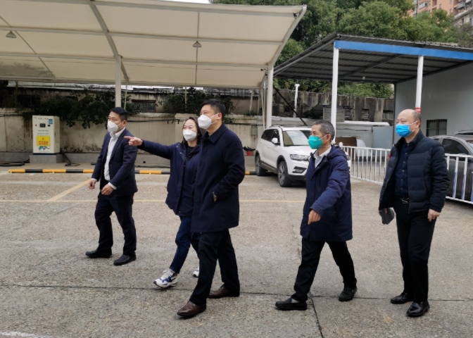 占梁督導(dǎo)青山客運分公司疫情防控及生產(chǎn)運營