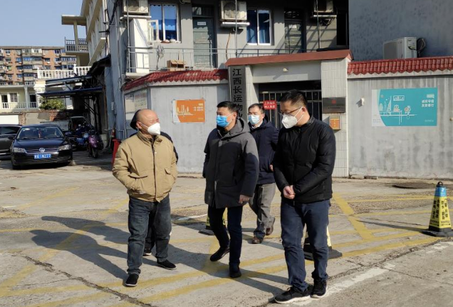 黃俊督導(dǎo)長運(yùn)物業(yè)、長運(yùn)出租安全生產(chǎn)及節(jié)前值班值守工作