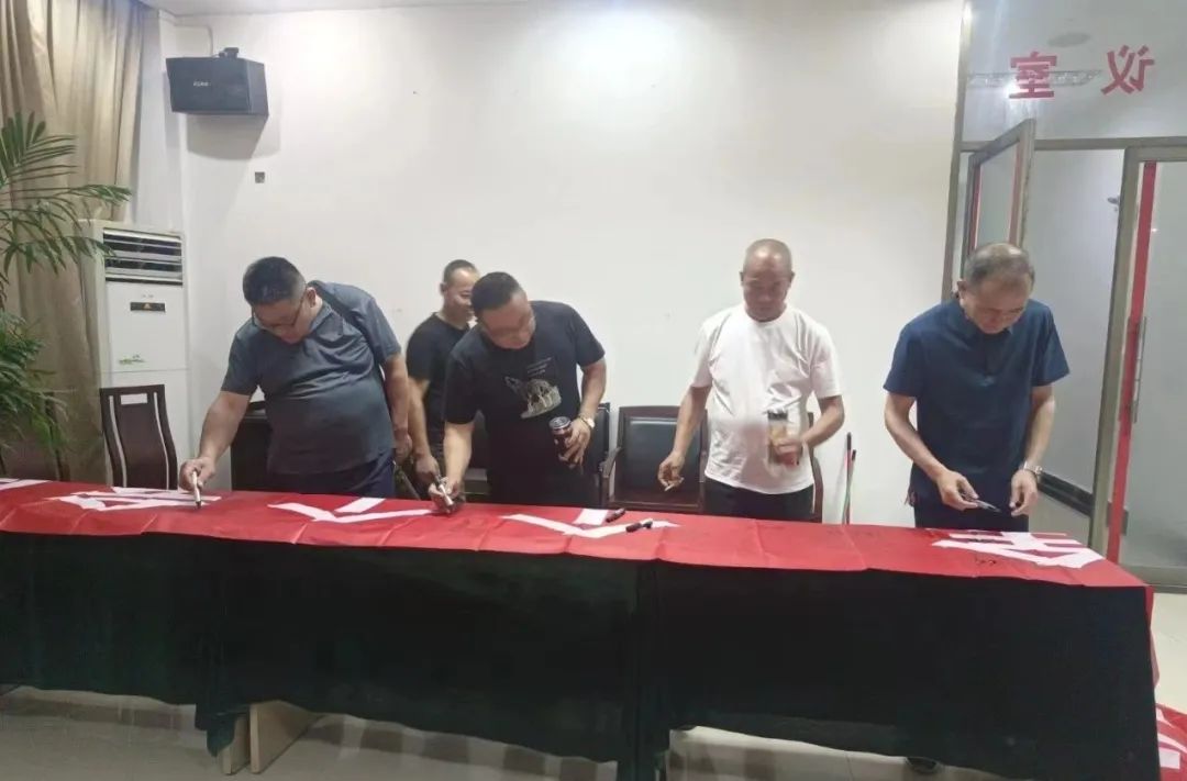 黃山長運 開展駕駛員安全、機(jī)務(wù)培訓(xùn)會暨“安全生產(chǎn)月”部署會