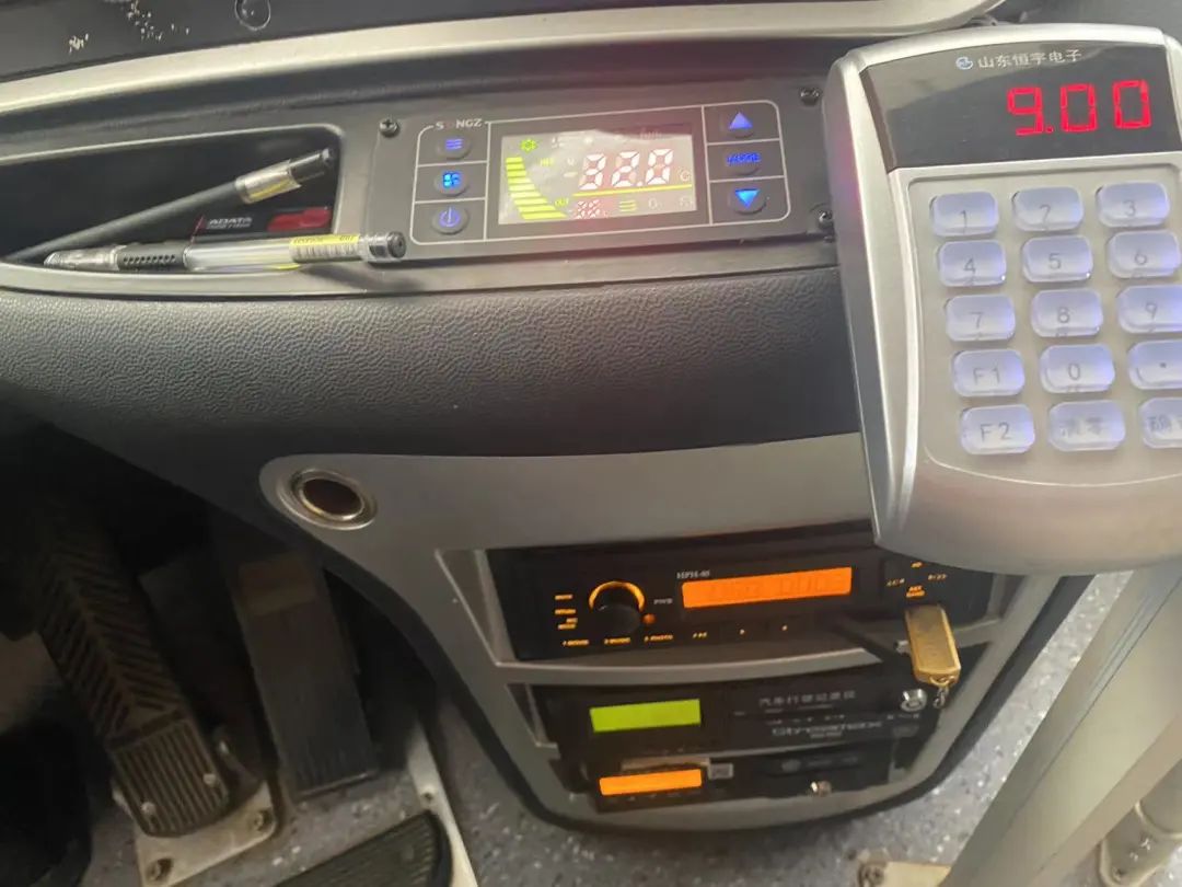 撫州長運:FM93.5南豐之聲廣播走進南豐城鄉(xiāng)公交