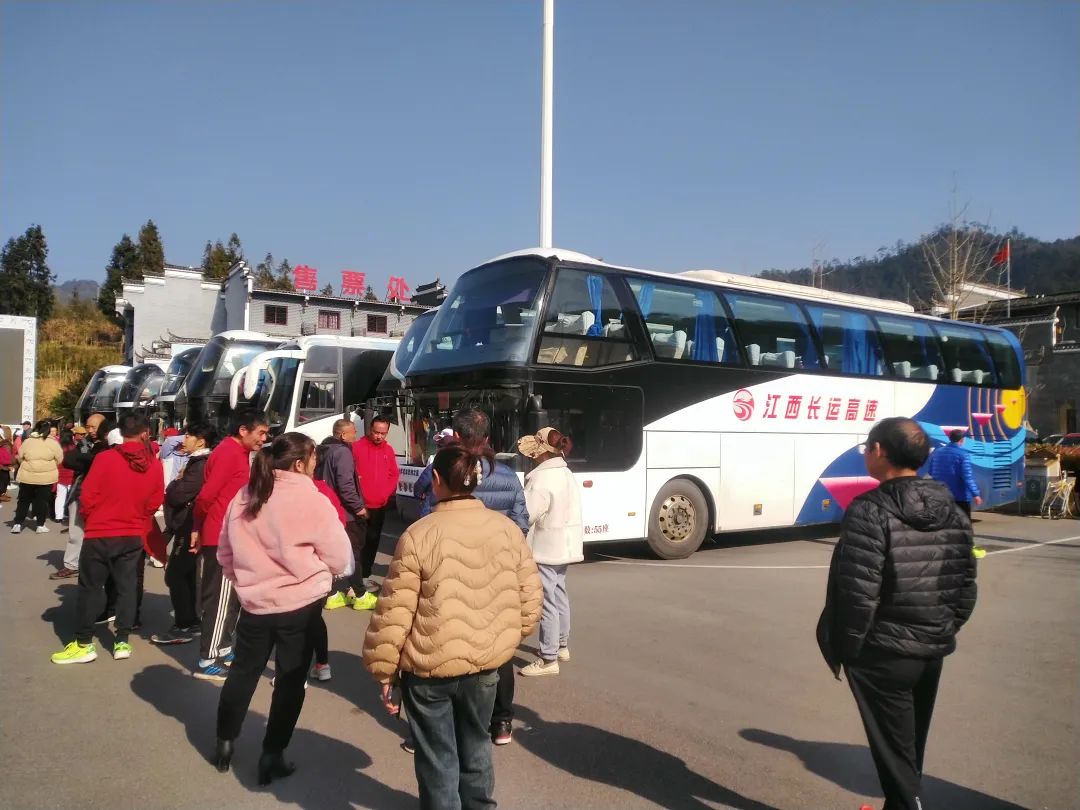 景德鎮(zhèn)長運(yùn):助力登高健身大會(huì) 圓滿完成“開門第一大單”