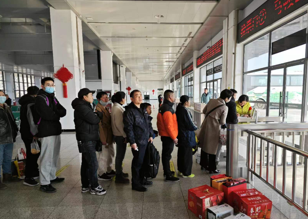 馬鞍山長客:春節(jié)期間 服務(wù)不打烊