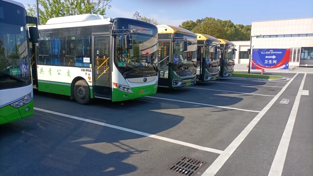 九江長運:共青公司圓滿完成2024年九江警察首屆半程馬拉松賽運輸任務(wù)