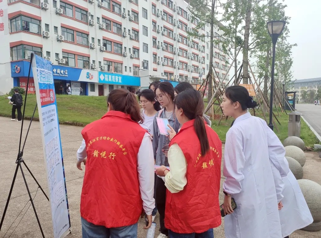 撫州長運(yùn):積極推廣校園直通車 貼心服務(wù)從校門到家門