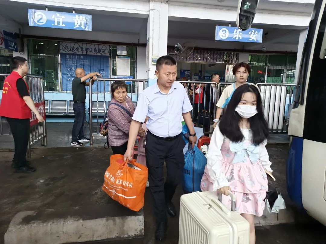 撫州長運:溫馨服務(wù) 平安出行