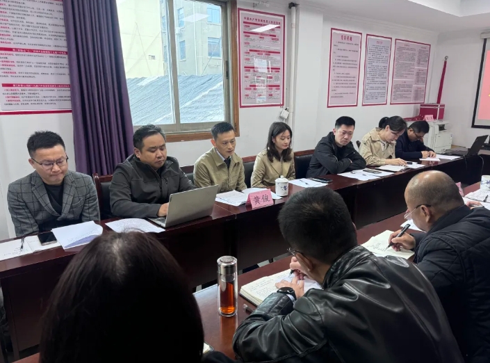 黃俊一行調(diào)研長運物業(yè)、長鴻物業(yè)合規(guī)、風控及內(nèi)控管理等工作