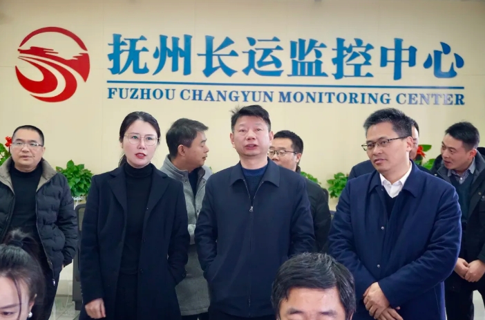 撫州市交通局領(lǐng)導(dǎo)深入撫州長(zhǎng)運(yùn)客運(yùn)中心督導(dǎo)春運(yùn)工作 肖良芝陪同