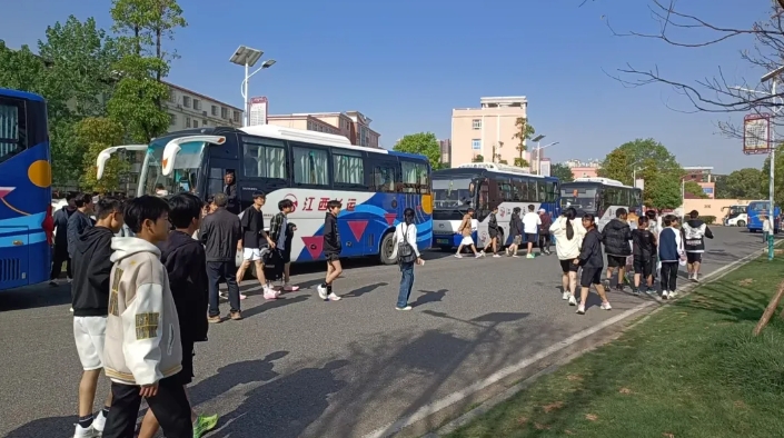 吉安公司：圓滿(mǎn)完成2025年體育中考運(yùn)輸保障任務(wù)