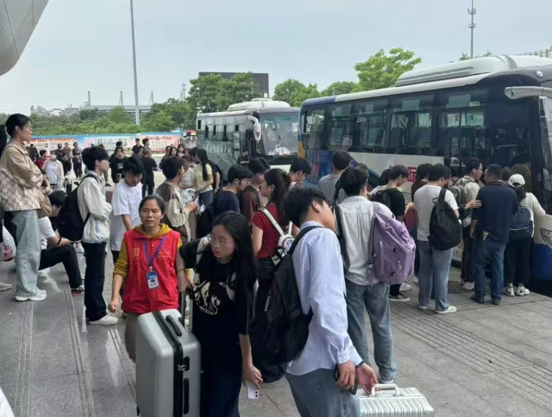 撫州長運：積極應對“五一”出行高峰