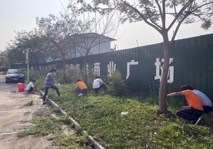 九江長運(yùn) 都昌公司助力城鄉(xiāng)環(huán)境整治