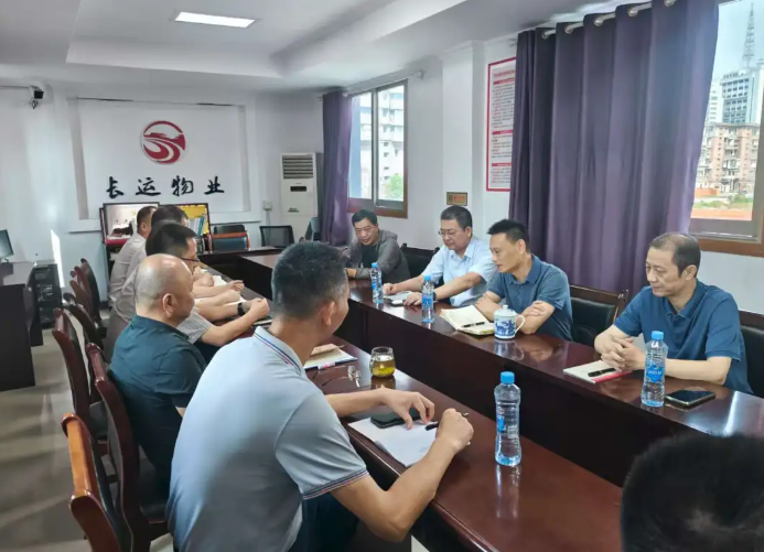黃俊對(duì)長(zhǎng)運(yùn)物業(yè)2024年度合規(guī)性檢查整改情況開(kāi)展“回頭看”